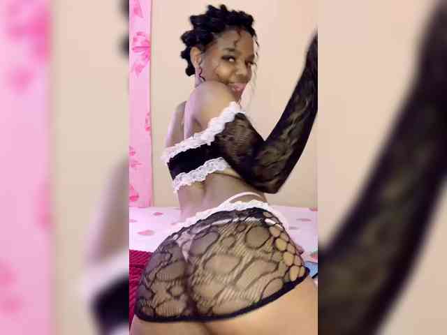 Zuluhoneyxo webcam