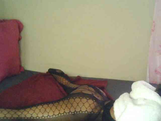 Zuluhoneyxo webcam