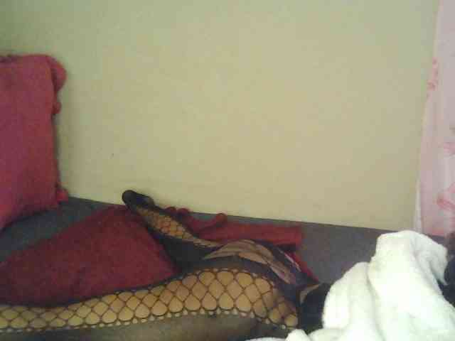 Zuluhoneyxo webcam