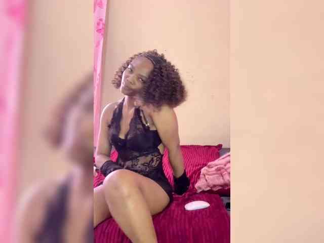 Zuluhoneyxo webcam