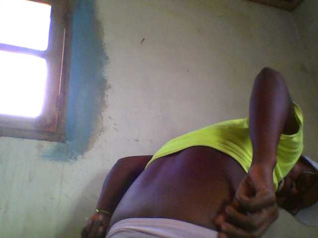 Ashni1 live cam on BongaCams