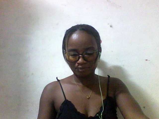 Ashni1 live cam on BongaCams