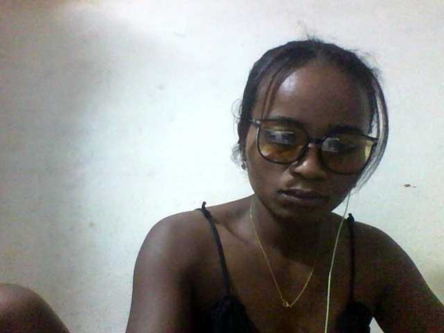 Ashni1 live cam on BongaCams