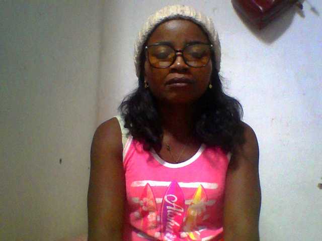 Ashni1 live cam on BongaCams