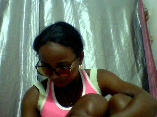Ashni1 live cam on BongaCams