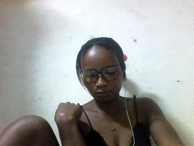 Ashni1 live cam on BongaCams