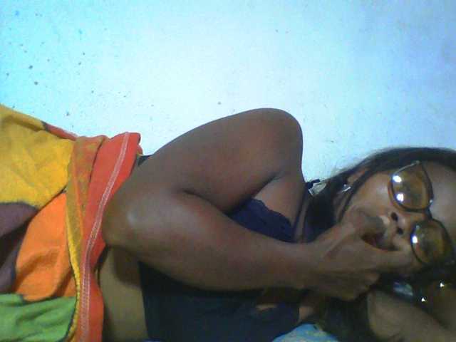 Ashni1 live cam on BongaCams