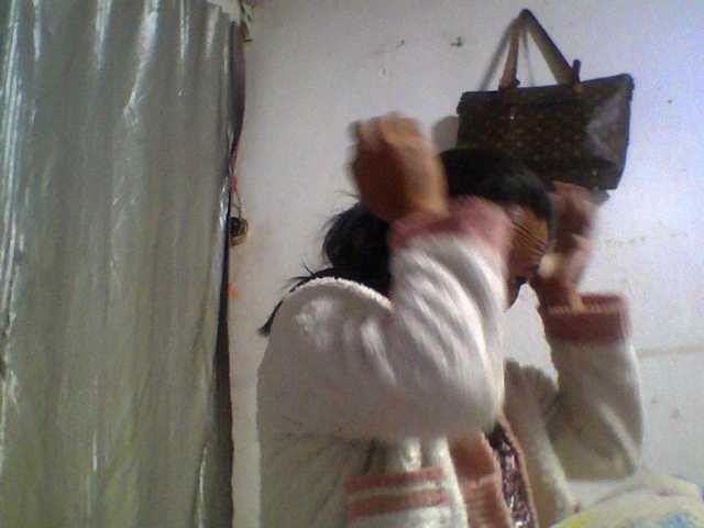Ashni1 live cam on BongaCams