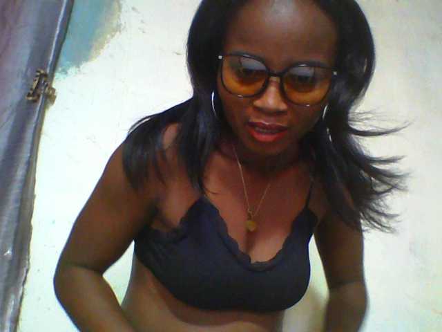 Ashni1 live cam on 