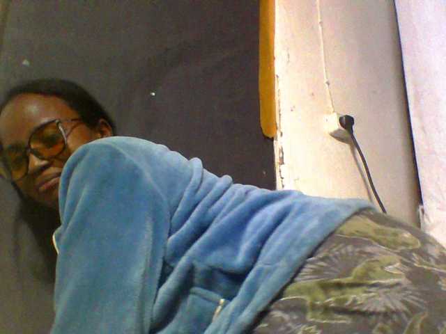 Ashni1 live cam on BongaCams
