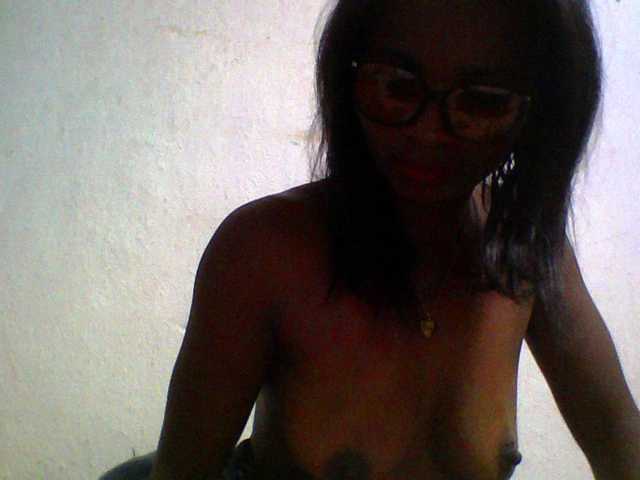 Ashni1 live cam on BongaCams