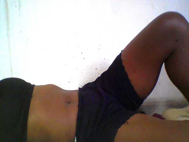 Ashni1 live cam on BongaCams