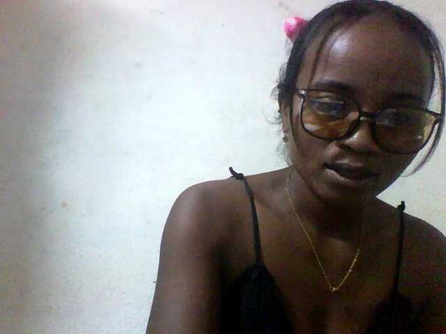 Ashni1 live cam on BongaCams