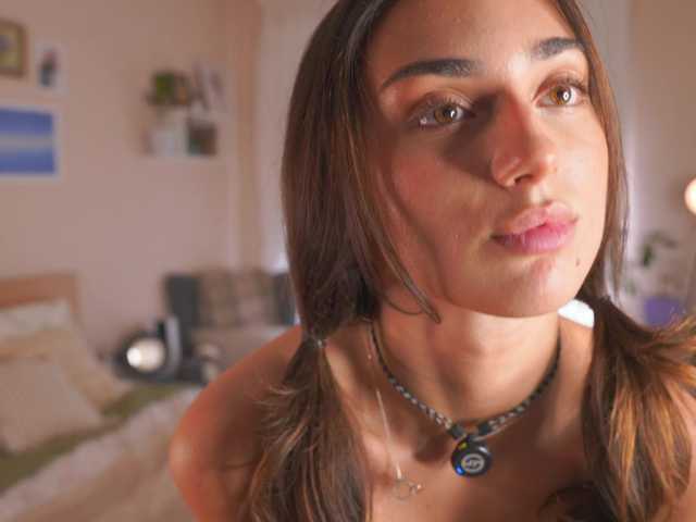 DinaWonder live cam on BongaCams