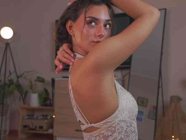 DinaWonder webcam