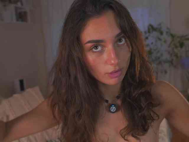DinaWonder webcam