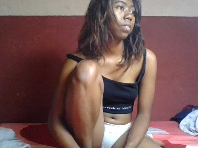Harliva live cam on BongaCams