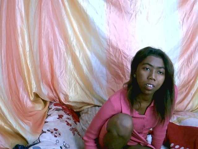 Harliva live cam on BongaCams