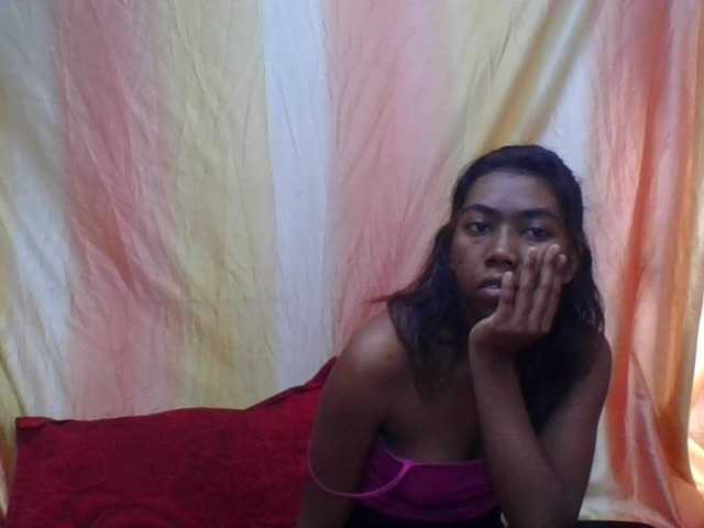 Harliva live cam on BongaCams