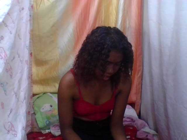 Harliva live cam on BongaCams