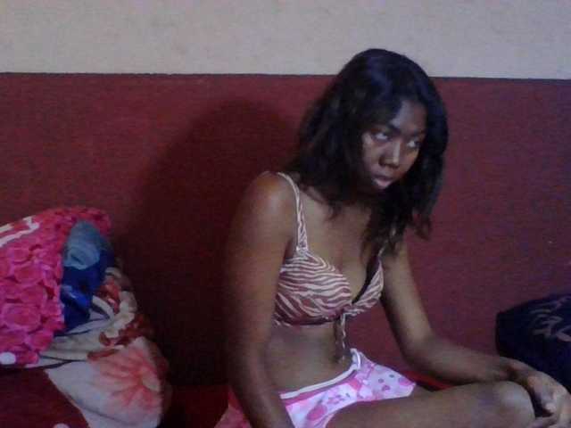 Harliva live cam on BongaCams