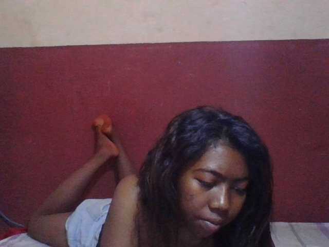 Harliva live cam on BongaCams