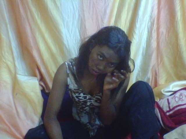 Harliva live cam on BongaCams