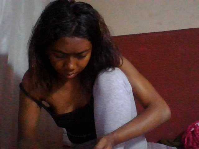 Harliva live cam on BongaCams