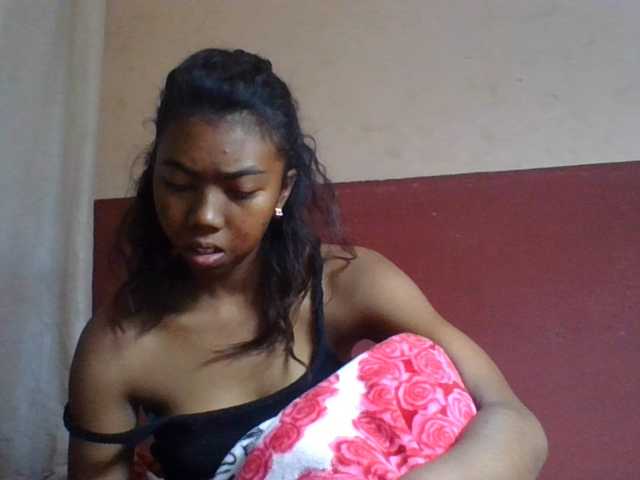 Harliva live cam on BongaCams