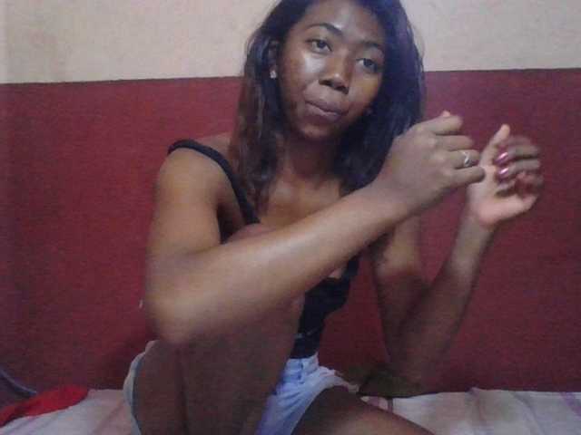 Harliva live cam on BongaCams