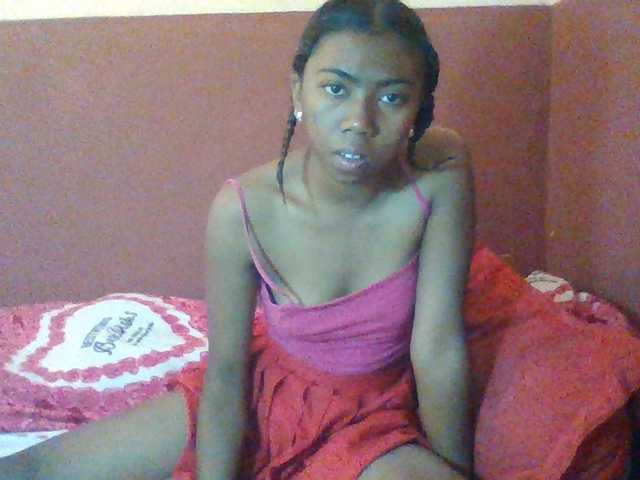 Harliva live cam on BongaCams