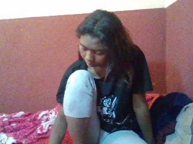 Harliva, en vivo ahora en BongaCams