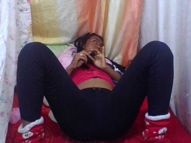 Harliva live cam on BongaCams