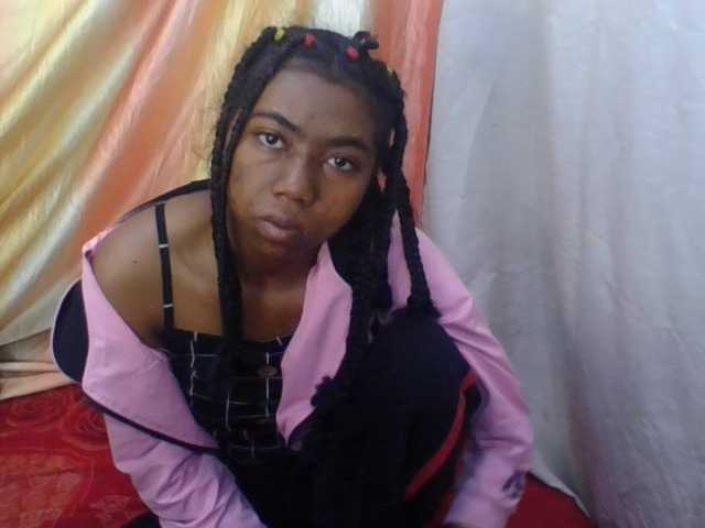 Harliva live cam on BongaCams