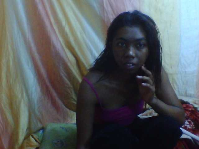 Harliva live cam on BongaCams