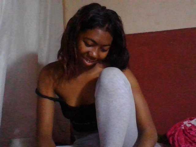 Harliva live cam on BongaCams