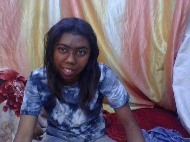 Harliva live cam on BongaCams