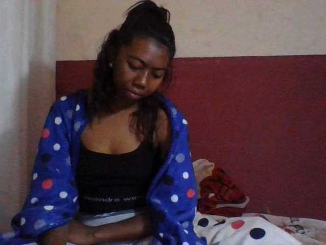 Harliva live cam on BongaCams