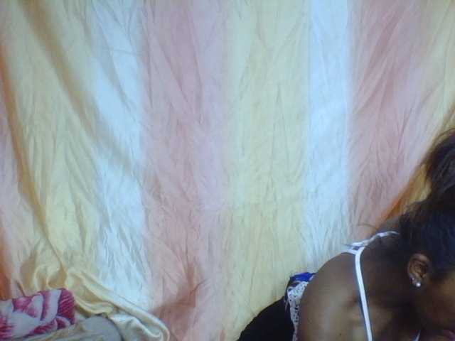 Harliva live cam on BongaCams
