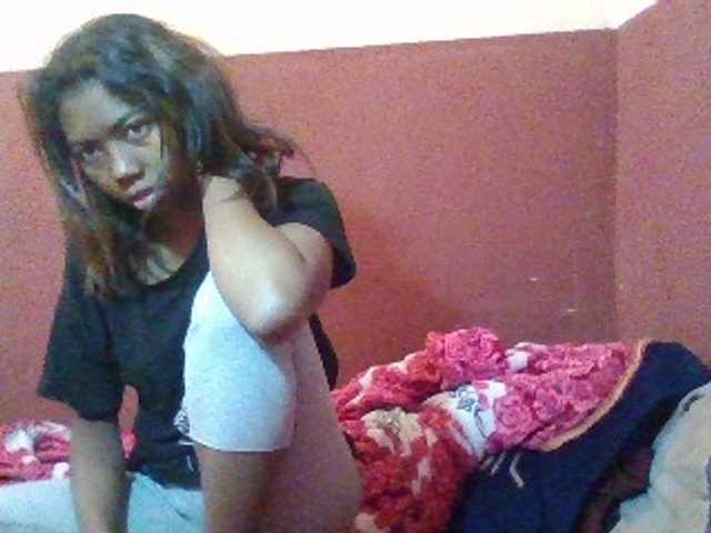 Harliva live cam on BongaCams