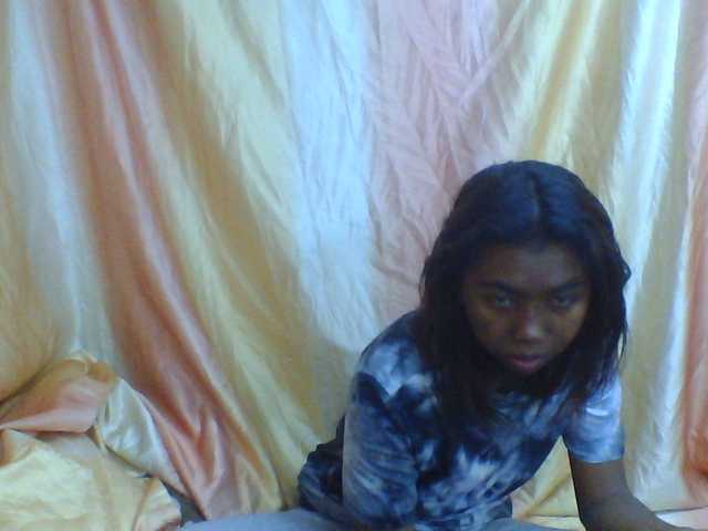 Harliva live cam on BongaCams