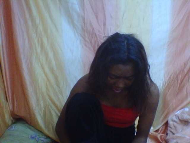 Harliva live cam on BongaCams