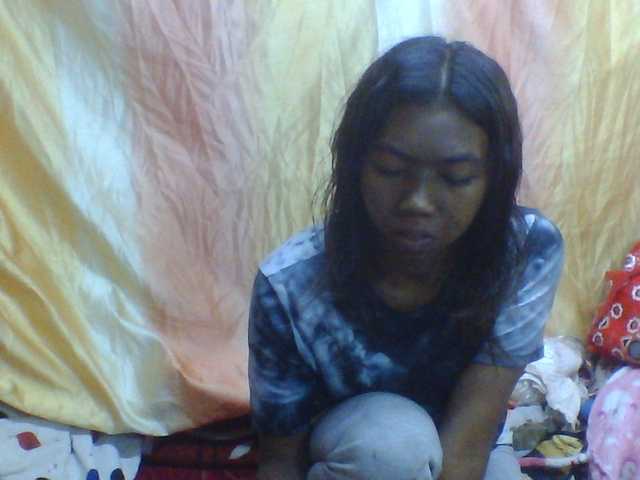 Harliva live cam on BongaCams