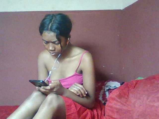 Harliva live cam on BongaCams