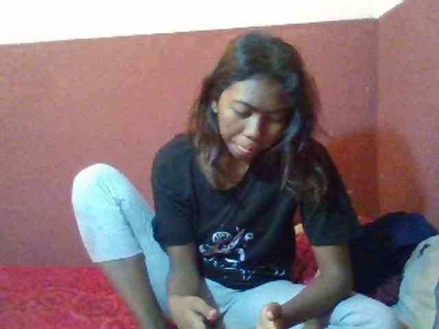 Harliva Live Webcam on BongaCams