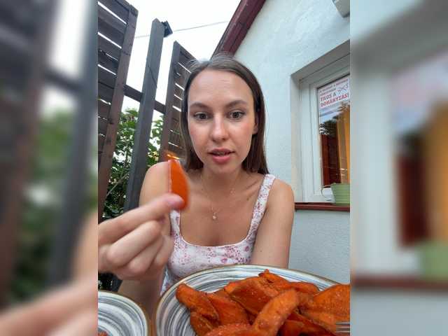 Live трансляция LivLauren - slutnetki.online