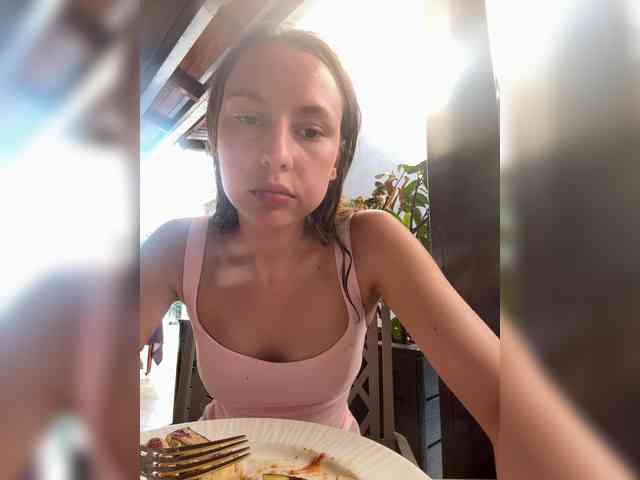 LivLauren webcam