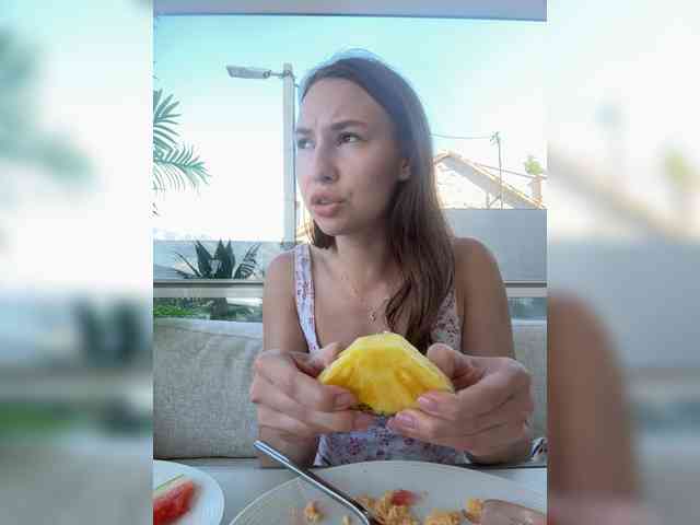 LivLauren webcam