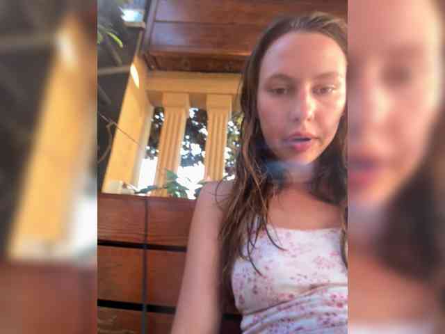 LivLauren webcam