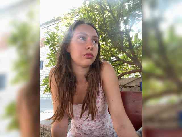 LivLauren webcam